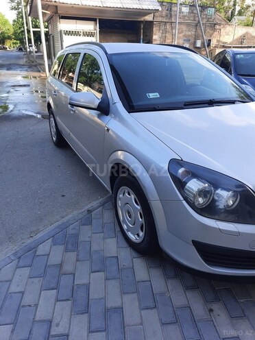 Opel Astra 2006, 240,000 km - 1.3 л - Bakı