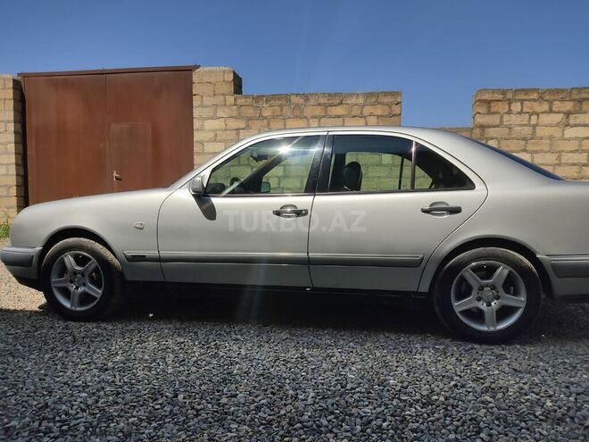 Mercedes E 230 1996, 343,000 km - 2.3 л - Gəncə