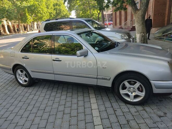 Mercedes E 230 1996, 343,000 km - 2.3 л - Gəncə