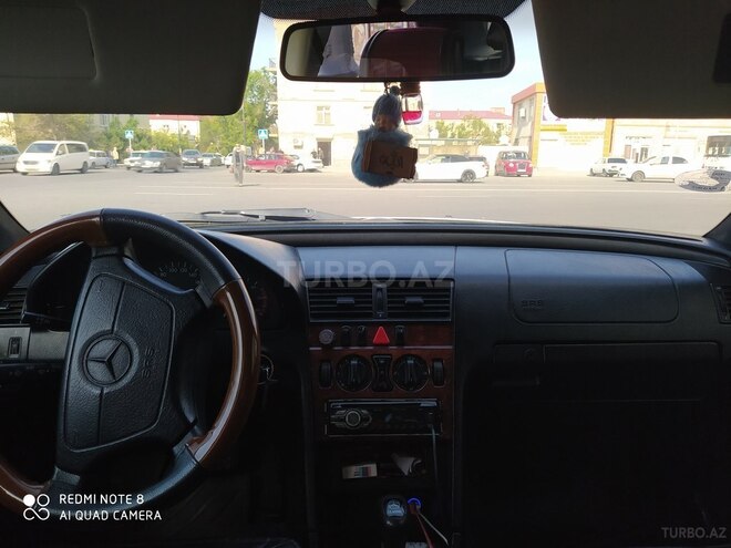 Mercedes C 220 1999, 394,500 km - 2.2 l - Bakı