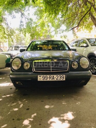 Mercedes E 230 1997, 297,458 km - 2.3 l - Bakı