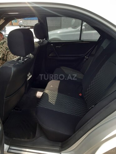 Mercedes E 230 1997, 424,000 km - 2.3 l - Bakı