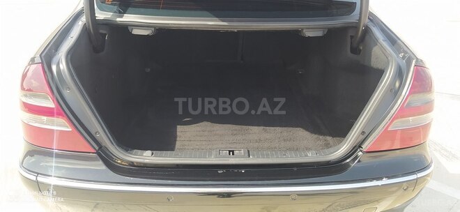 Mercedes E 220 2004, 369,000 km - 2.2 l - Bakı