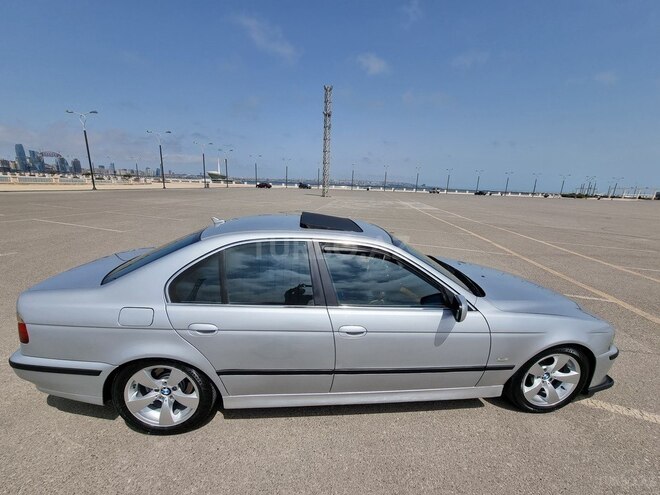 BMW 528 1997, 290,000 km - 2.8 l - Bakı