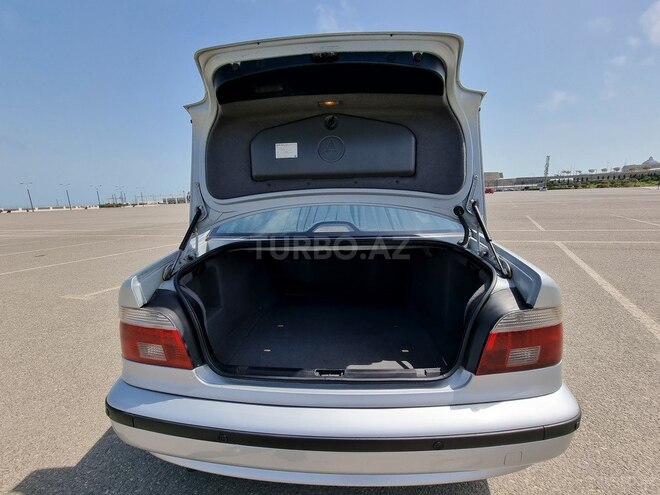BMW 528 1997, 290,000 km - 2.8 l - Bakı