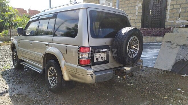Mitsubishi Pajero 1994, 398,563 km - 2.5 л - Mingəçevir