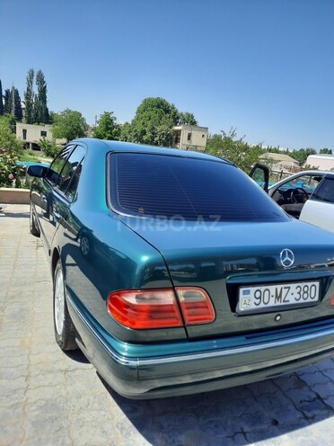 Mercedes E 280 2000, 280,000 km - 2.8 l - Gəncə