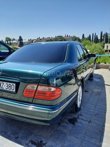 Mercedes E 280 2000, 280,000 km - 2.8 l - Gəncə