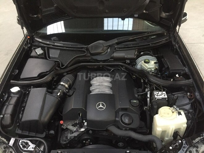 Mercedes E 320 2001, 406,000 km - 3.2 л - Gəncə