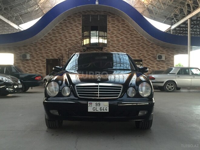 Mercedes E 320 2001, 406,000 km - 3.2 л - Gəncə