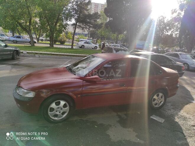 Opel Vectra 1996, 316,000 km - 1.8 l - Bakı