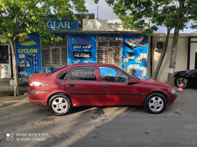 Opel Vectra 1996, 316,000 km - 1.8 l - Bakı