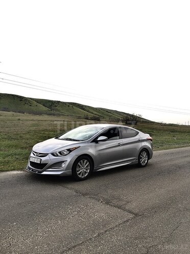 Hyundai Elantra 2015, 72,000 km - 1.8 л - Ağstafa
