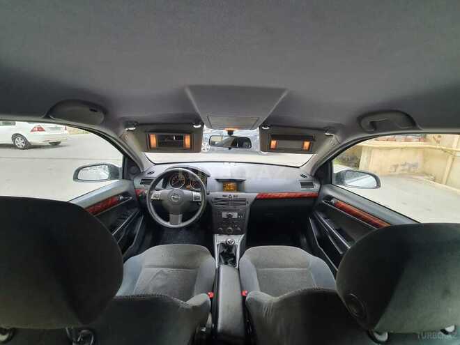 Opel Astra 2006, 193,000 km - 1.4 л - Bakı
