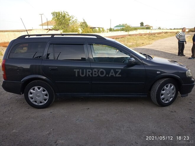 Opel Astra 1998, 260,000 km - 1.6 l - Neftçala