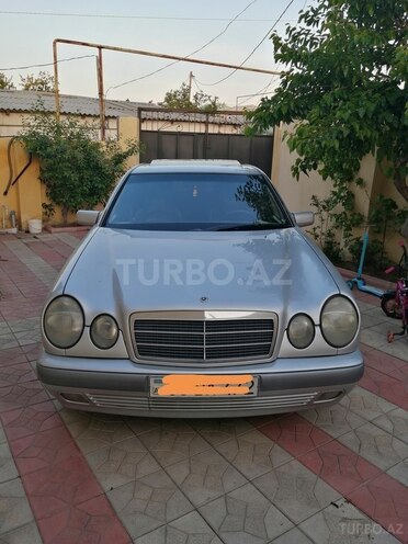 Mercedes E 230 1997, 525,140 km - 2.3 л - Sumqayıt