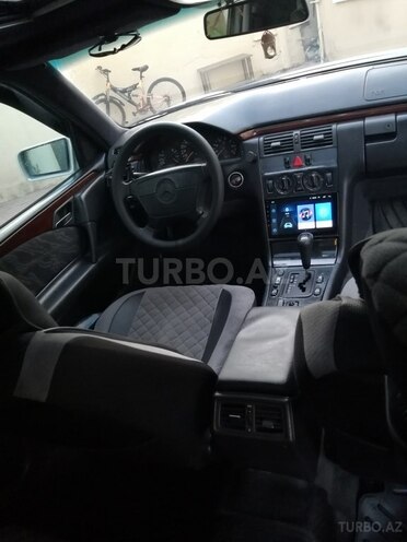 Mercedes E 230 1997, 525,140 km - 2.3 л - Sumqayıt