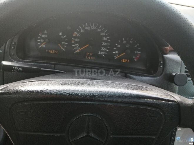 Mercedes E 230 1997, 525,140 km - 2.3 л - Sumqayıt