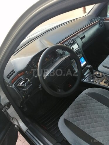 Mercedes E 230 1997, 525,140 km - 2.3 л - Sumqayıt