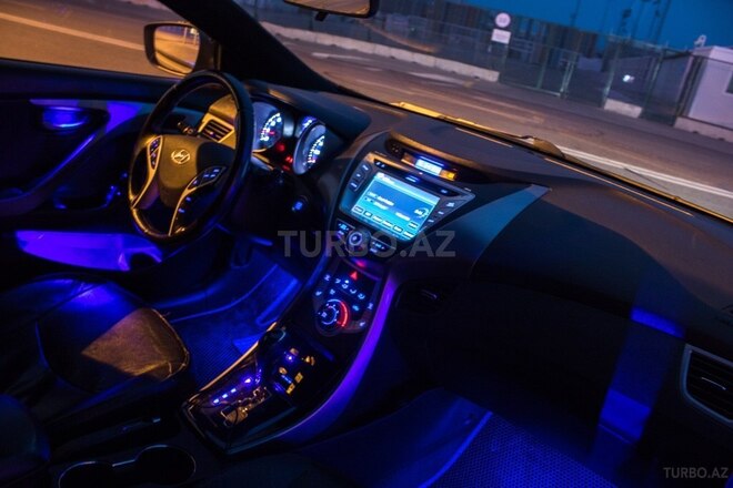 Hyundai Elantra 2011, 176,000 km - 1.8 л - Bakı
