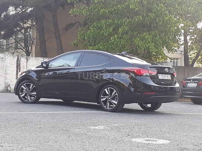 Hyundai Elantra 2015, 99,000 km - 1.8 l - Bakı
