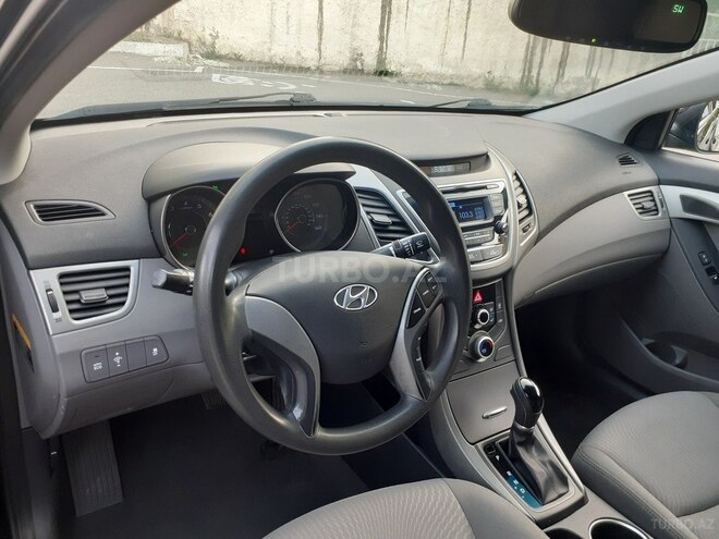 Hyundai Elantra 2015, 99,000 km - 1.8 l - Bakı