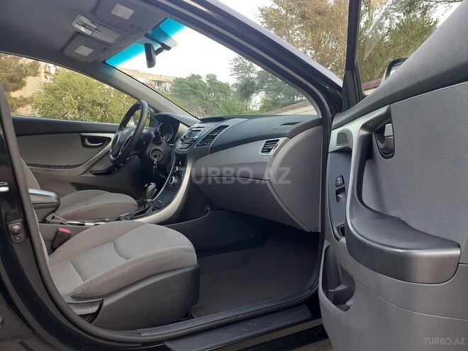 Hyundai Elantra 2015, 99,000 km - 1.8 l - Bakı