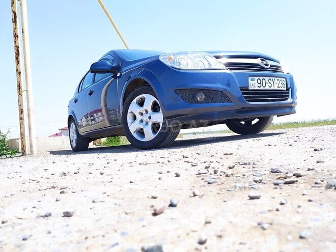 Opel Astra 2009, 160,000 km - 1.4 l - Beyləqan