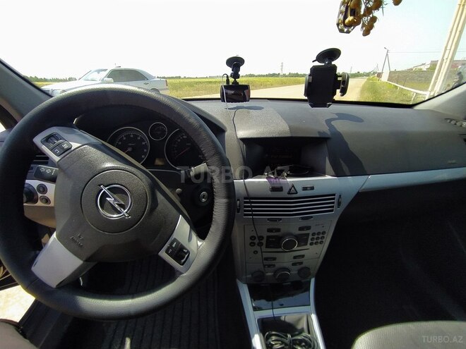 Opel Astra 2009, 160,000 km - 1.4 l - Beyləqan