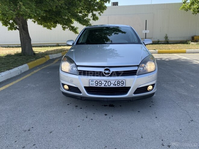 Opel Astra 2005, 170,000 km - 1.4 l - Bakı