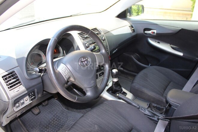 Toyota Corolla 2007, 187,000 km - 1.4 l - Bakı