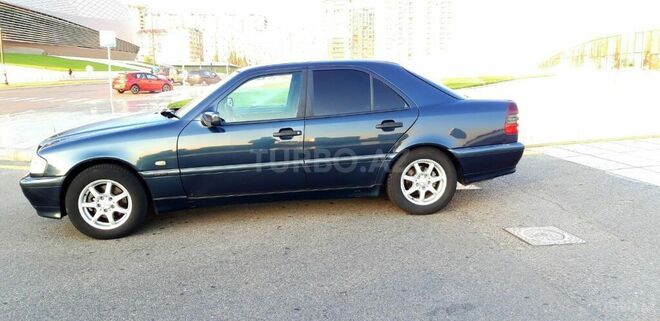Mercedes C 180 1999, 352,000 km - 1.8 л - Bakı