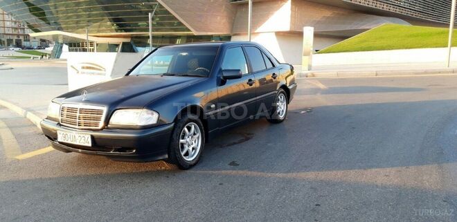 Mercedes C 180 1999, 352,000 km - 1.8 л - Bakı
