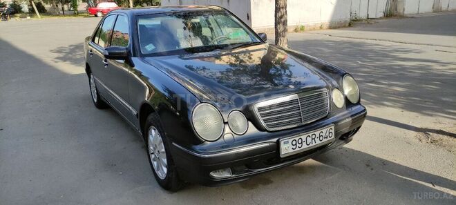 Mercedes E 260 2001, 230,000 km - 2.6 l - Bakı