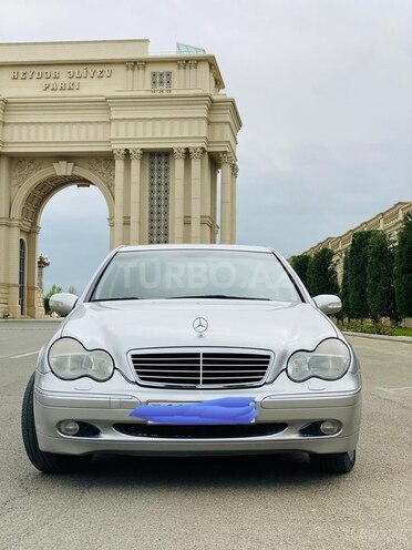 Mercedes C 200 2001, 242,000 km - 2.0 l - Gəncə