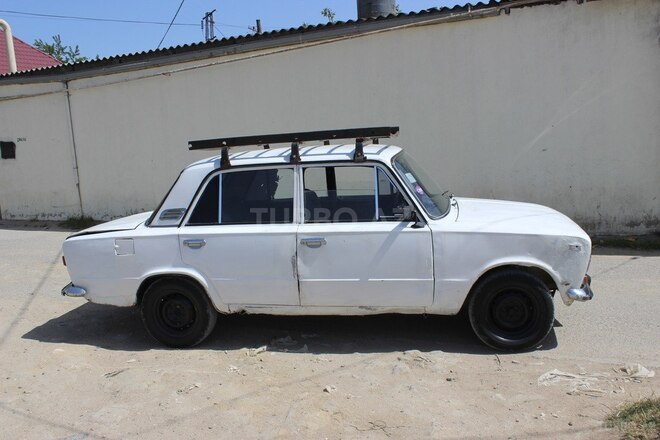 LADA (VAZ) 2101 1983, 300,000 km - 1.3 л - Bakı