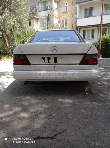 Mercedes E 230 1986, 230,000 km - 2.3 l - Bakı