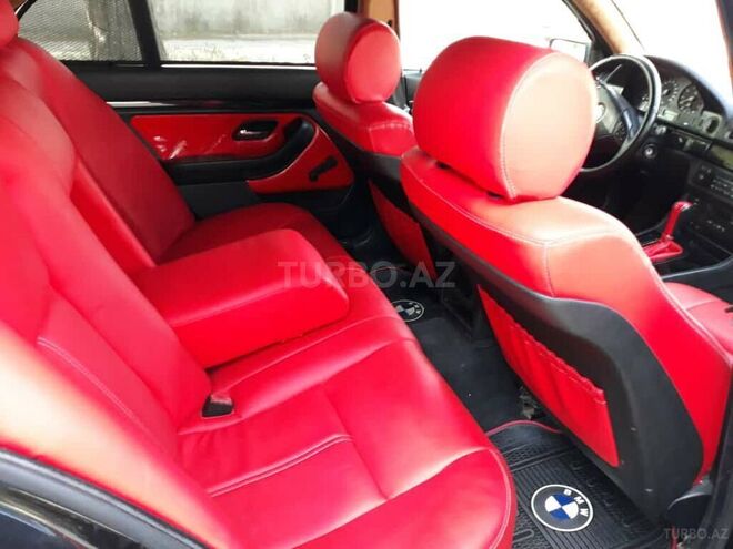 BMW 523 1997, 296,000 km - 2.5 l - Bakı