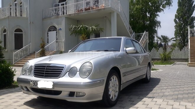 Mercedes E 240 2000, 310,000 km - 2.4 l - Bakı