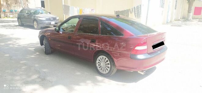 Opel Vectra 1996, 256,389 km - 1.8 l - Sumqayıt