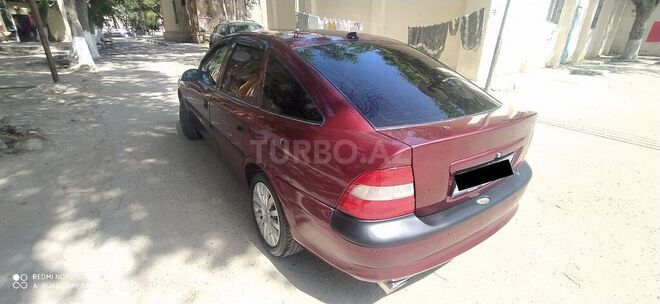 Opel Vectra 1996, 256,389 km - 1.8 l - Sumqayıt