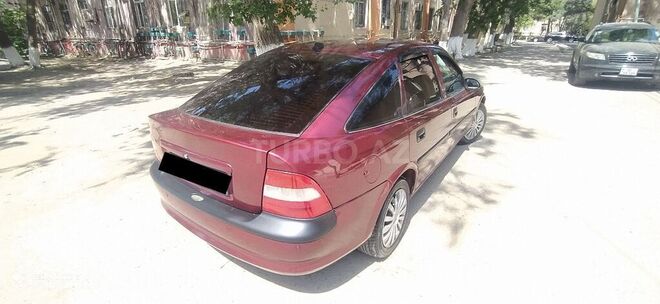 Opel Vectra 1996, 256,389 km - 1.8 l - Sumqayıt