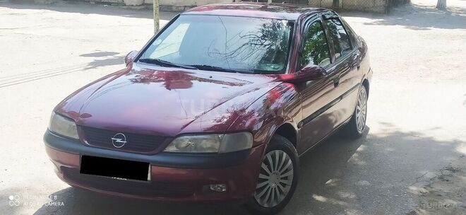 Opel Vectra 1996, 256,389 km - 1.8 l - Sumqayıt