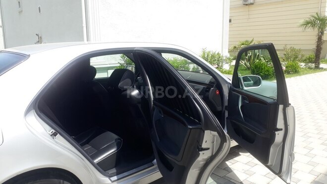 Mercedes E 240 2000, 310,000 km - 2.4 l - Bakı
