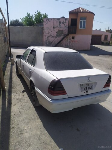 Mercedes C 230 1997, 318,000 km - 2.3 l - Bakı