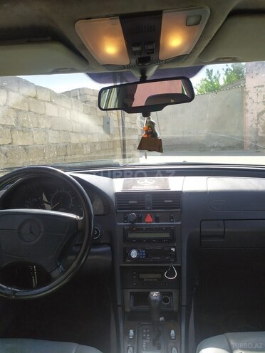 Mercedes C 230 1997, 318,000 km - 2.3 l - Bakı