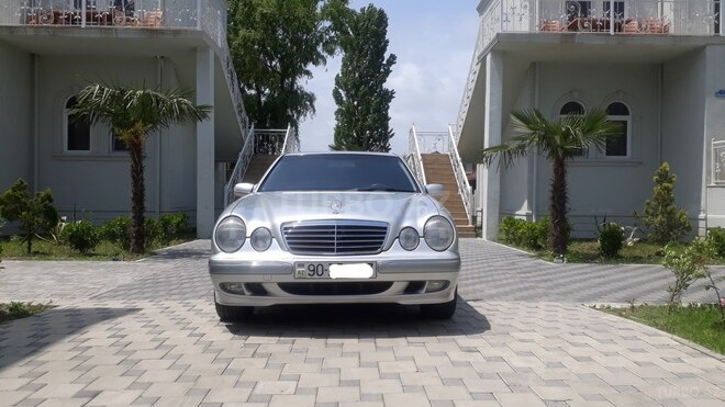 Mercedes E 240 2000, 310,000 km - 2.4 l - Bakı