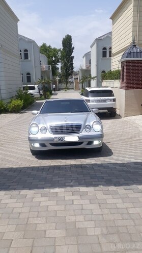 Mercedes E 240 2000, 310,000 km - 2.4 l - Bakı