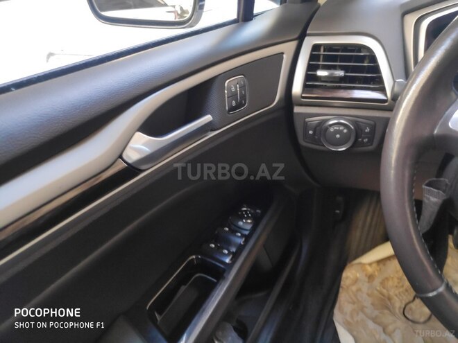 Ford Fusion 2015, 110,000 km - 1.5 л - Bakı