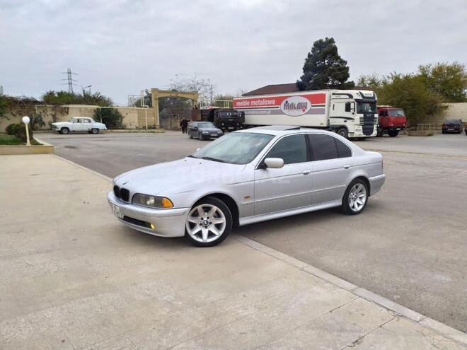 BMW 530 2001, 241,000 km - 3.0 л - Bakı